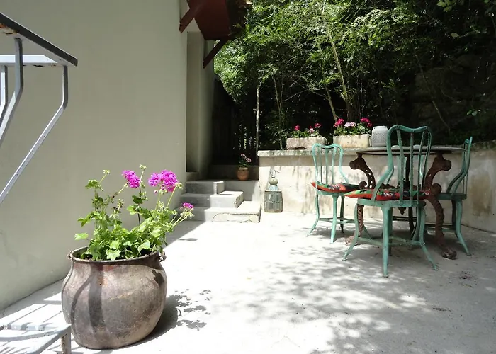 Castel Rouge Gasthuis 4*