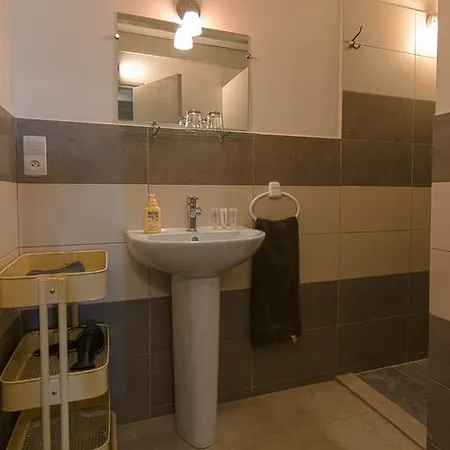 Castel Rouge Luzech